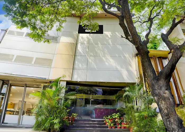 Townhouse Andheri Sakinaka Metro Formerly Hotel Amour Mumbai